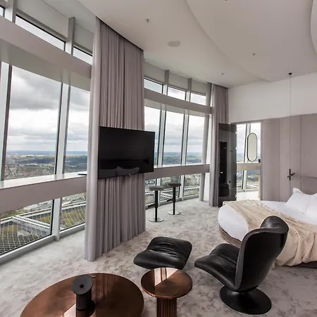 Tv Tower Debesys Hotell *