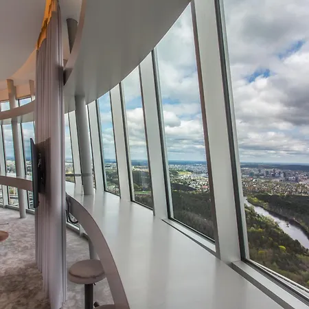 Tv Tower Debesys Otel *