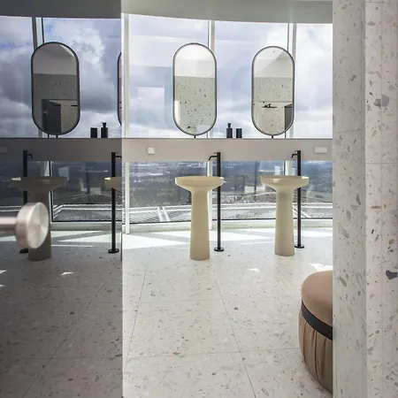 Tv Tower Debesys Hotell *