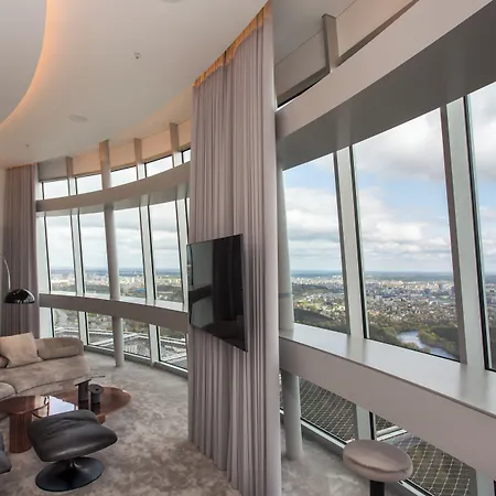 Hotell Tv Tower Debesys