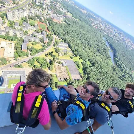 Otel Tv Tower Debesys