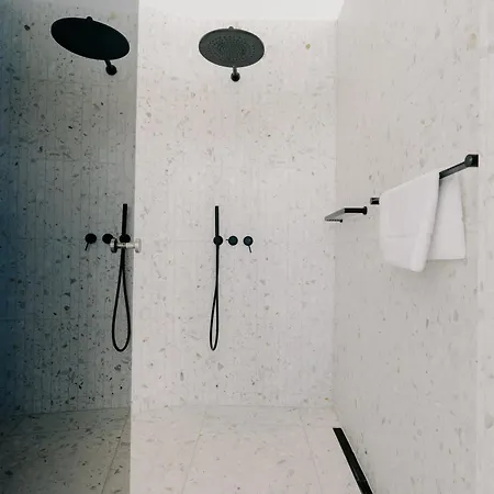 Tv Tower Debesys Отель *