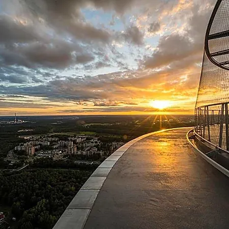 Tv Tower Debesys Otel