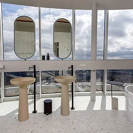 Otel Tv Tower Debesys Vilnius