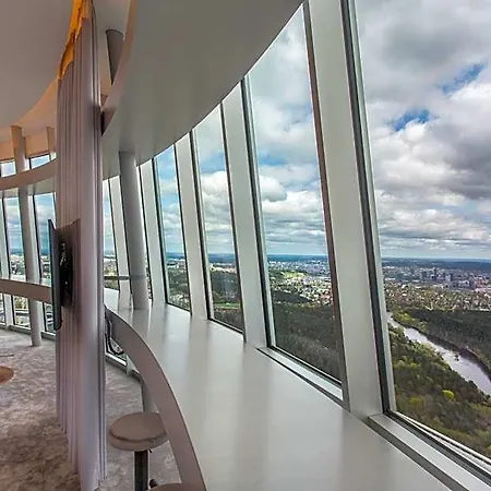 Otel Tv Tower Debesys *