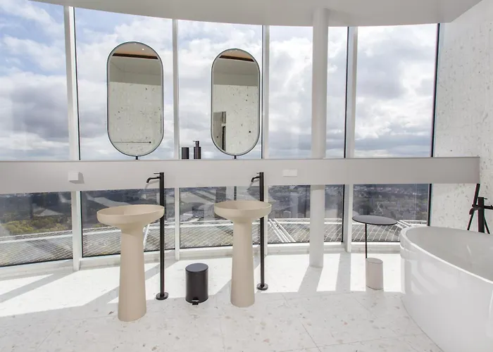 Tv Tower Debesys Hotel *