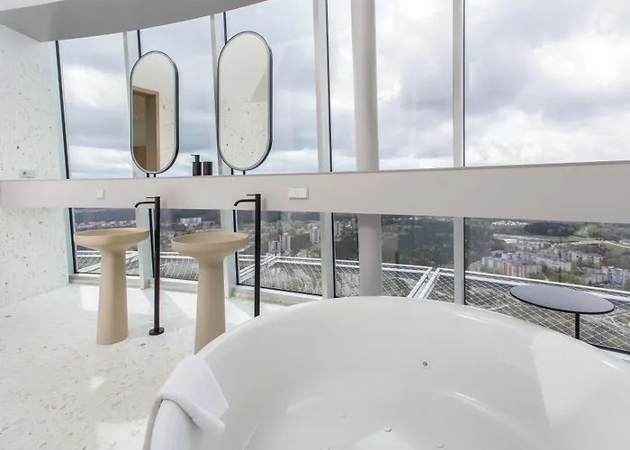 Tv Tower Debesys * ヴィリニュス