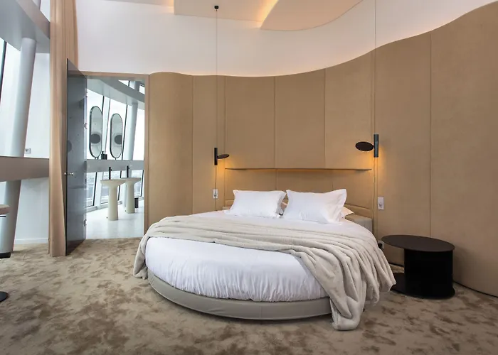 Hotell Tv Tower Debesys *